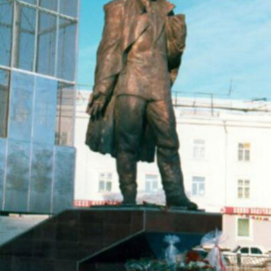 Монумент (Якутск)